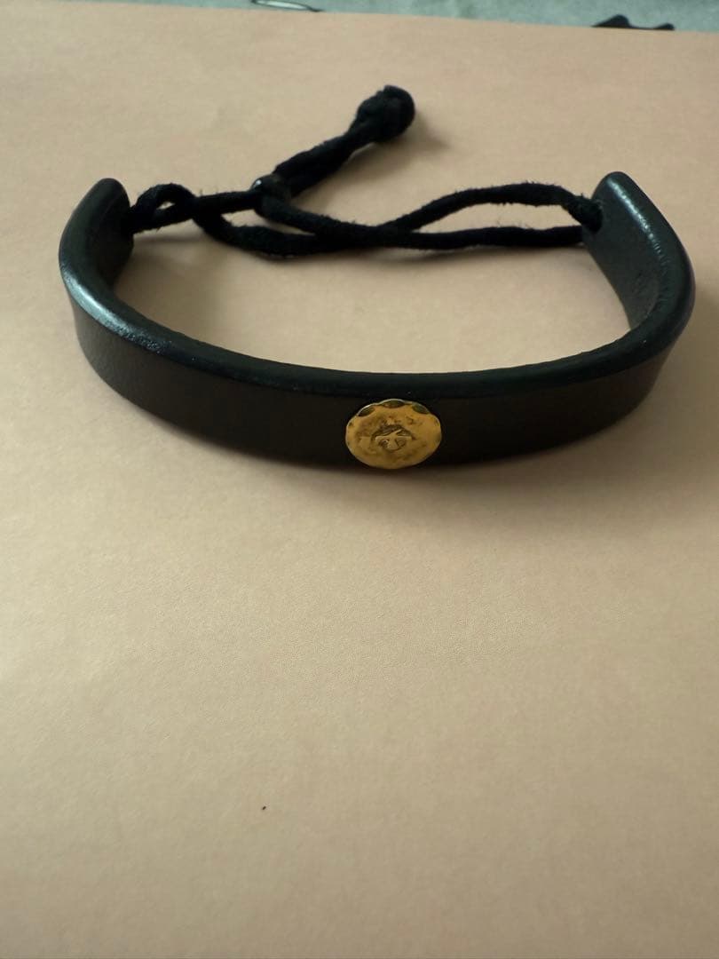 ゴローズ　黒 レザー バングル 金メタル 楽天市場】goro's ゴローズ 金メタル付レザーブレスレット 【DK.BROWN