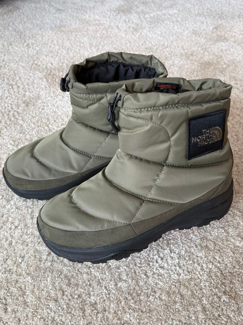 【美品】THE NORTH FACEヌプシ ブーティーWP ロゴショート26cm THE NORTH FACE】ヌプシ ブーティ WP ロゴ ショート☆男女兼用 (THE
