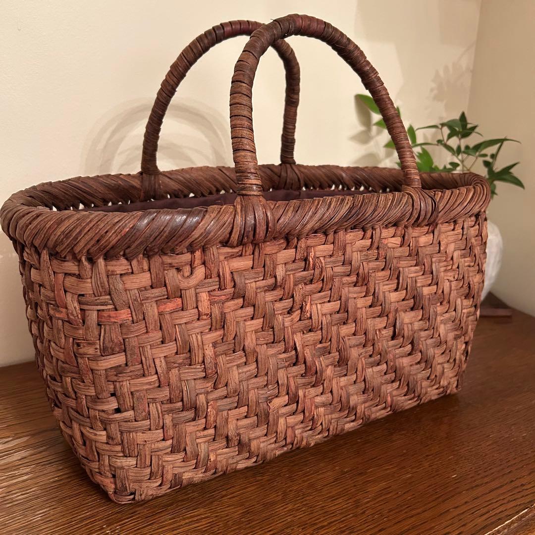 国産山葡萄のかごバッグ＊横長＊網代編み 山形産(国産)山ぶどうかごバッグ・あじろ編み／横長（大） | suzukikago