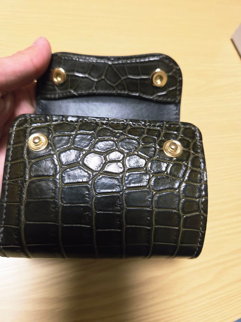 1点物】ENO クロコ カーキ色 - メルカリ