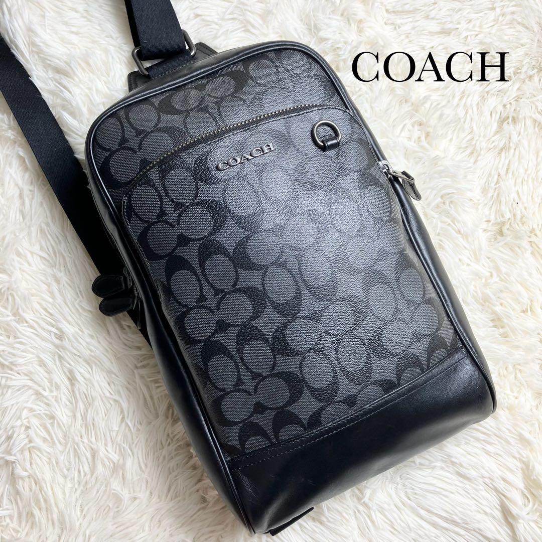 coach ボディバッグ クロスボディ シグネチャー柄 - メルカリ