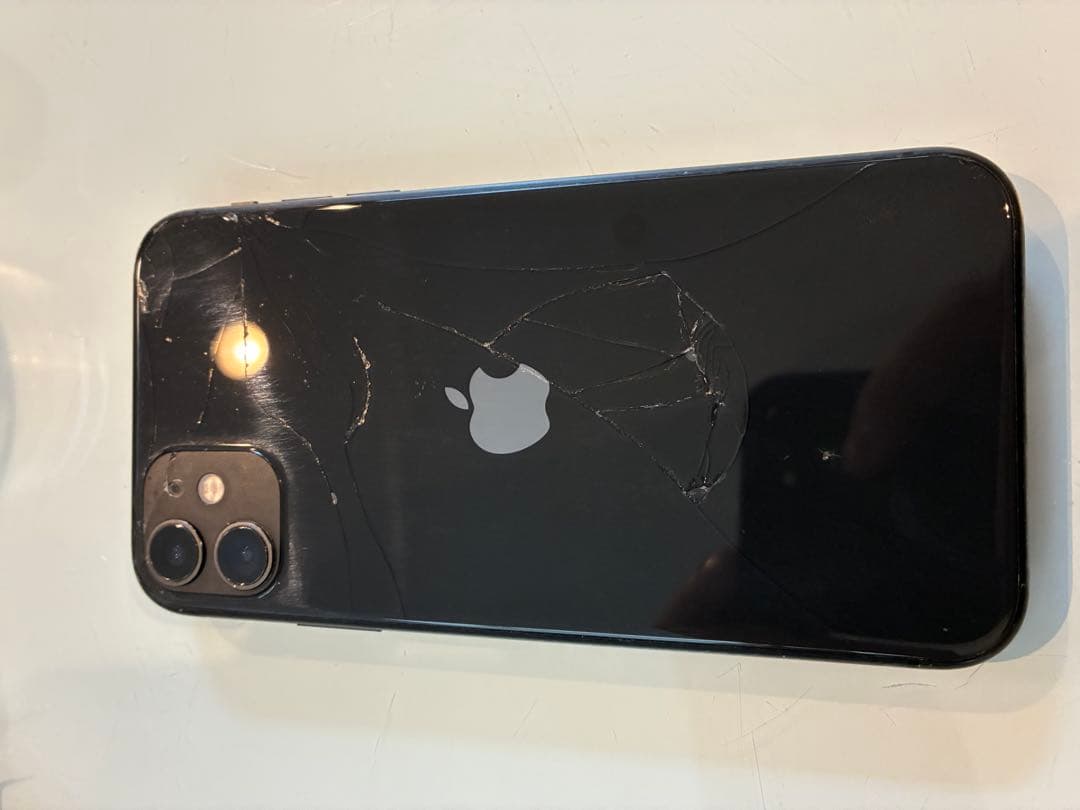 Apple iPhone 11 64GB ブラック 画面不良 Apple 画面不良