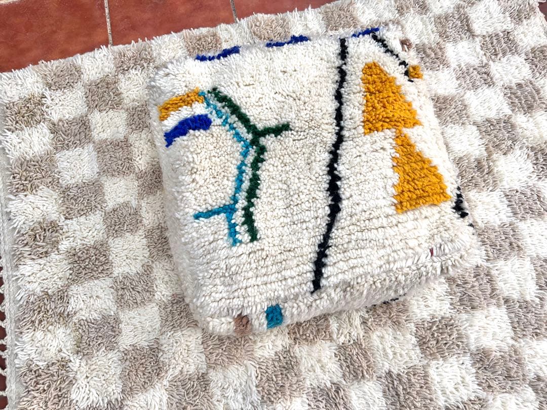 モロッコ　プフ　2点pouf アジラル　オットマン 　ラグ　135 138