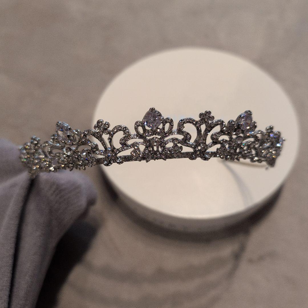 ティアラ Ivory &Co. エリザベス Elizabeth - メルカリ