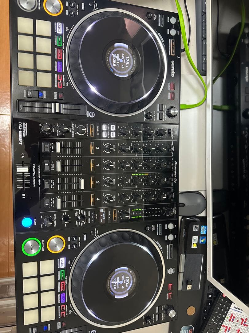 DJ機材 DDJ 1000 SRT DDJ-1000SRT 4-channel performance DJ controller for Serato DJ Pro