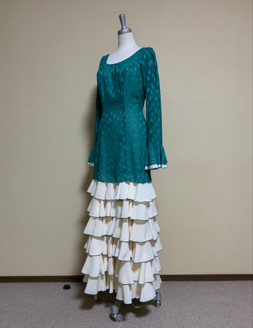 フラメンコ衣装 イベリアエルモサワンピース、大判シージョ付き M〜L