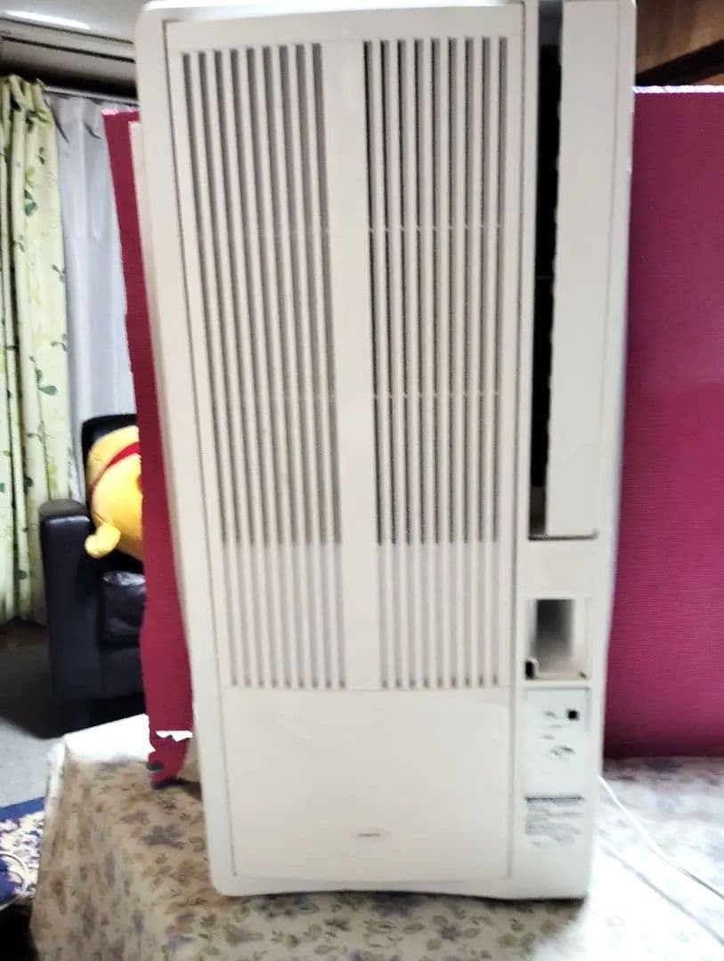 不*郎様 小泉の窓用エアコン スリムデザイン ホワイト