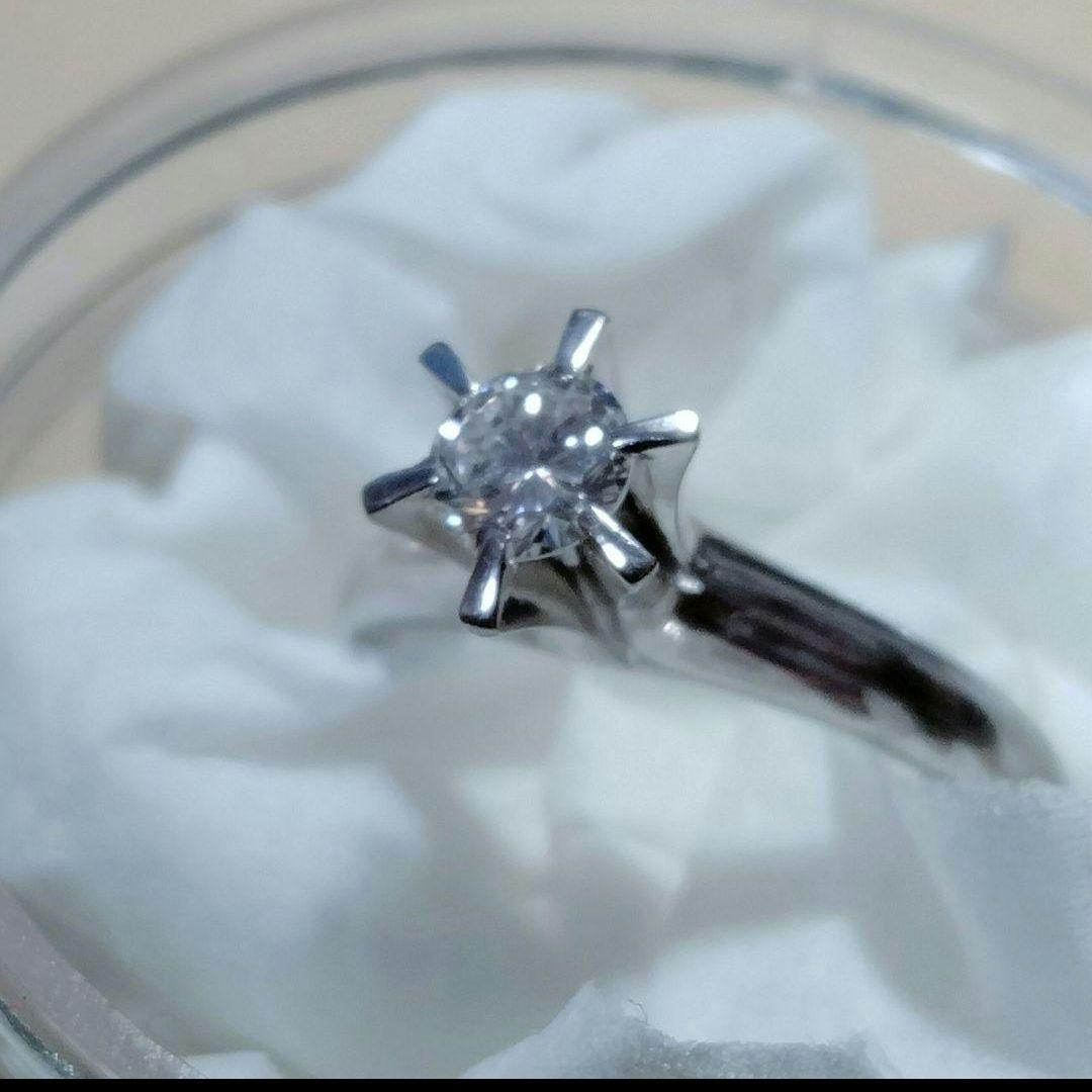 5863 【最終価格】0.3ctダイヤモンドリング　10.5号 楽天市場】K18YG ダイヤモンド V字 中石 0.3ct リング【0.55ct】【送料