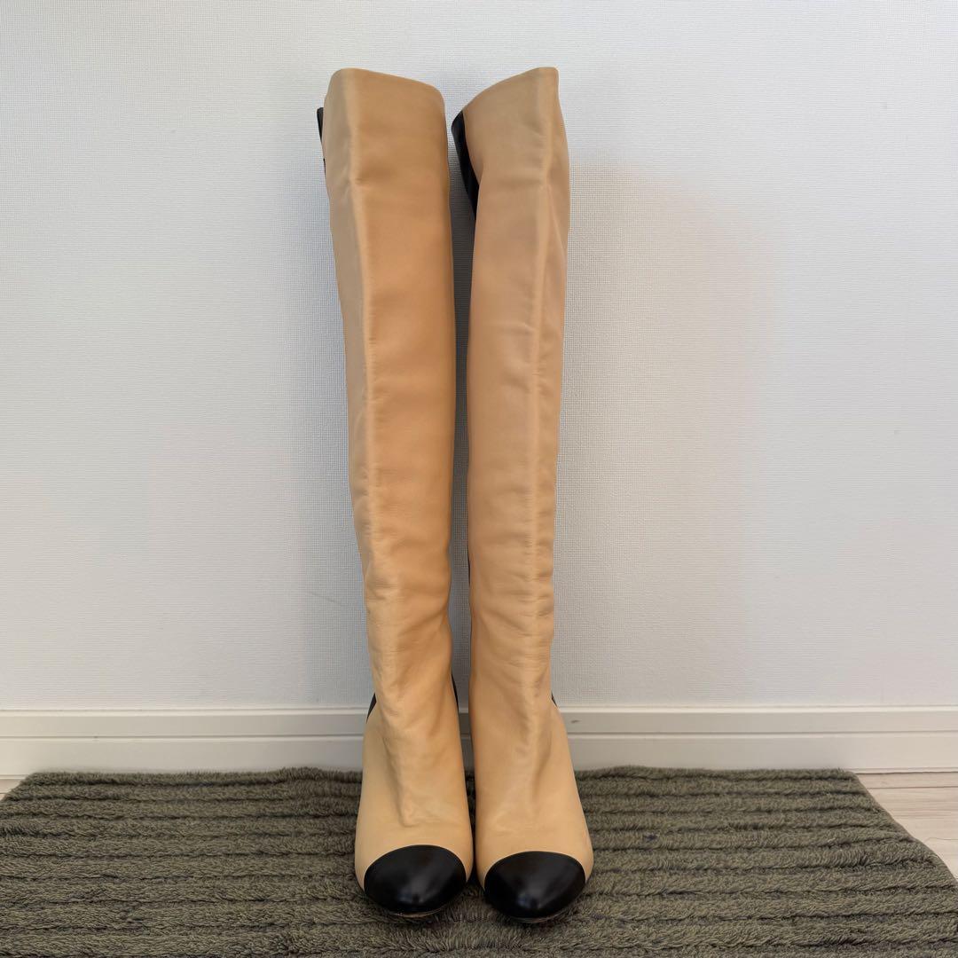 CHANELニーハイバイカラーブーツ ベージュ黒