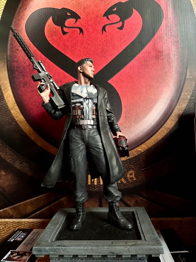 パニッシャー デアデビル NETFLIXスタチュー | 激安通販のイーサプライ