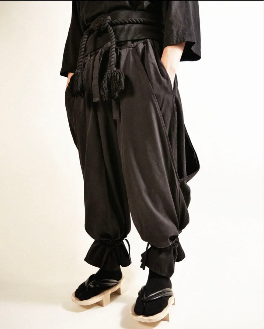 Prospectiveflow TATSUMA BLACK袴 ジョガーパンツ Sakura Koi Tattsuke Bakama, Black Samurai Pants - Etsy