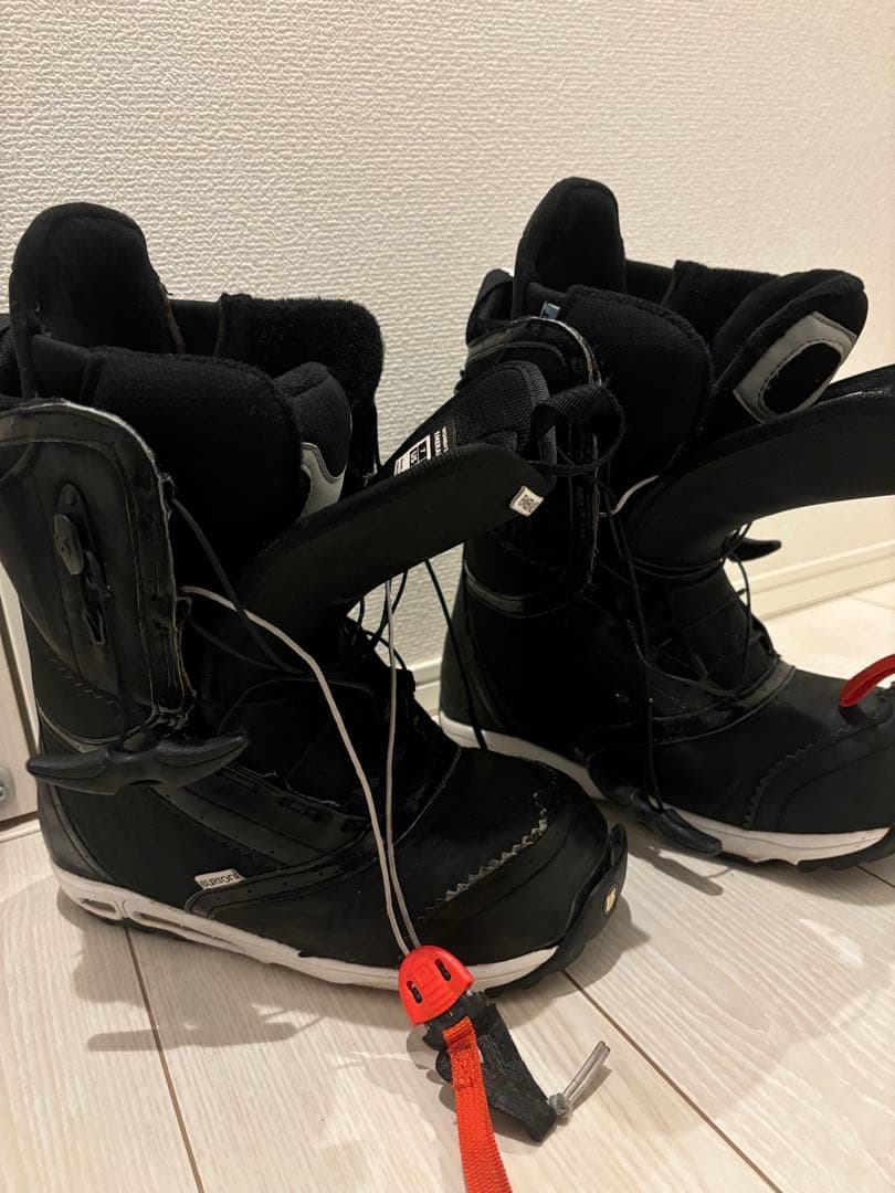 Burton Emerald-Asan Fit スノーボードブーツ　ブラック BURTON（バートン） 15-16 BURTON Emerald Asian Fit サイズ24.0cm