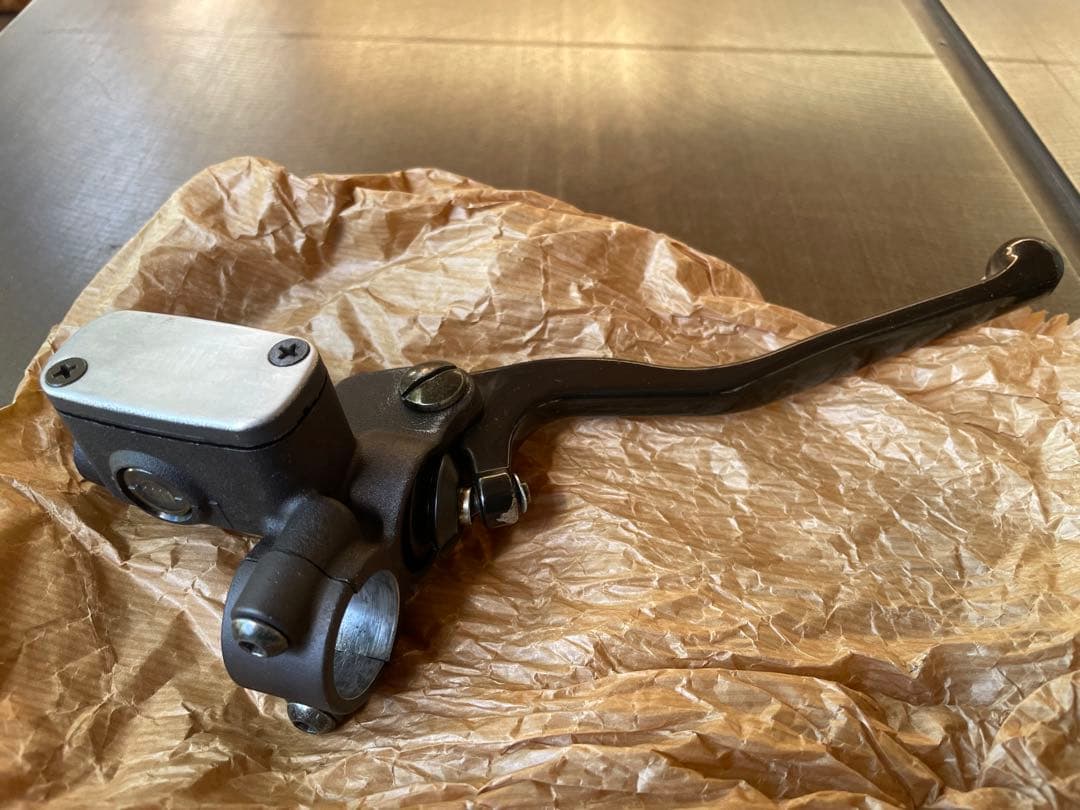 グリメカ マスターシリンダー ボア径14mm 1インチハンドル用 - メルカリ