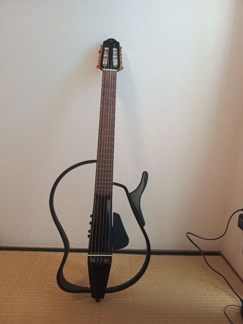 ヤマハ　サイレントギター SLG110N Amazon | ヤマハ サイレントギター ナチュラル SLG110N | スチール弦