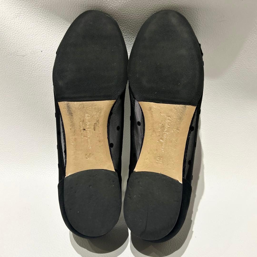 サルヴァトーレフェラガモ ヴァラ ドット フラットシューズ 黒 5.5D