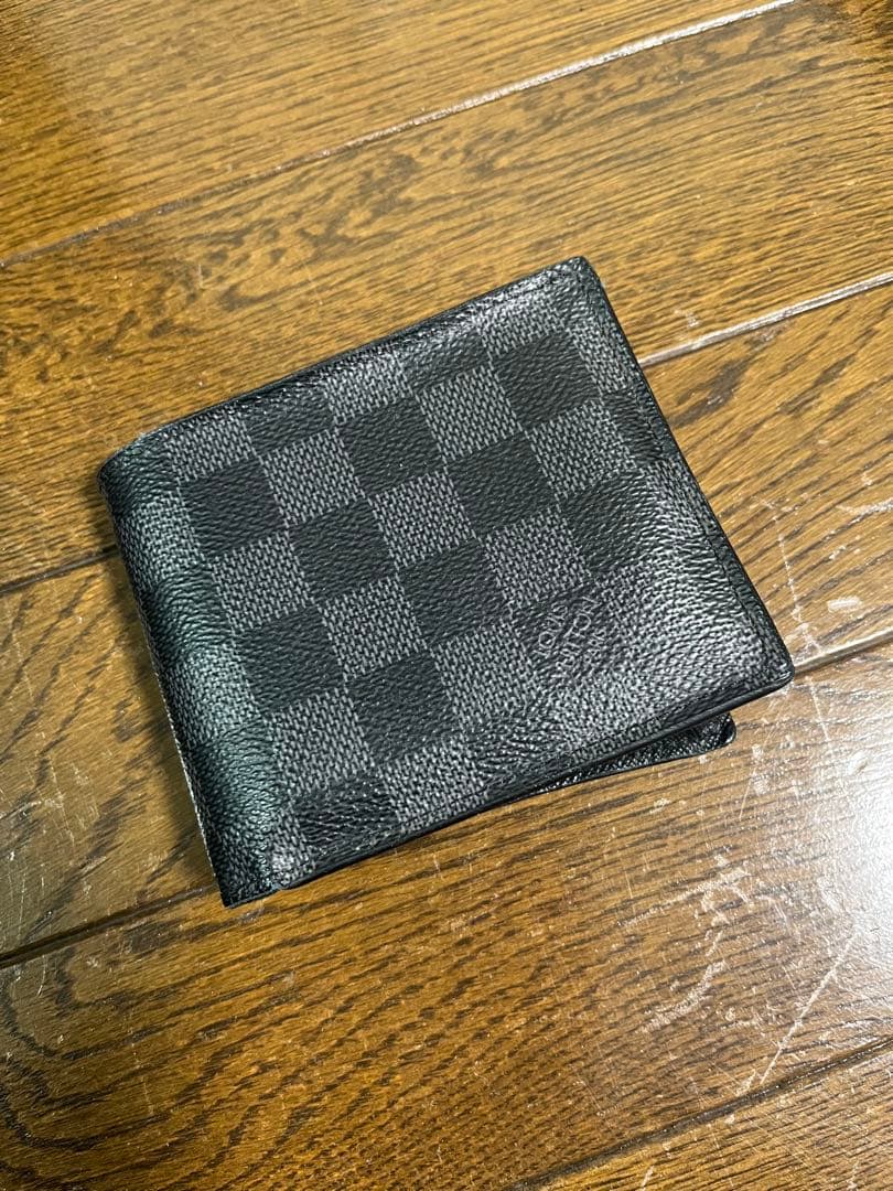 ルイヴィトン ダミエ グラフィット ポルトフォイユマルコNM 71sHkJ5qWLL._AC_SY300_QL30_.jpg