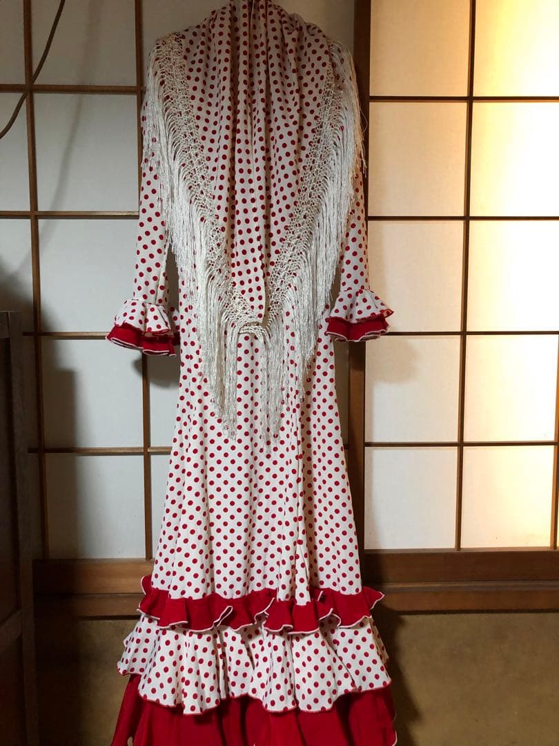 スペイン製 フラメンコ衣装 赤水玉ワンピース シージョセット - メルカリ