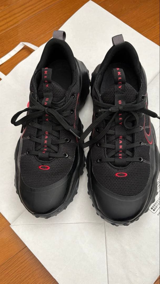 OAKLEY EDGE FLEX ブラック レッド 27.0cm