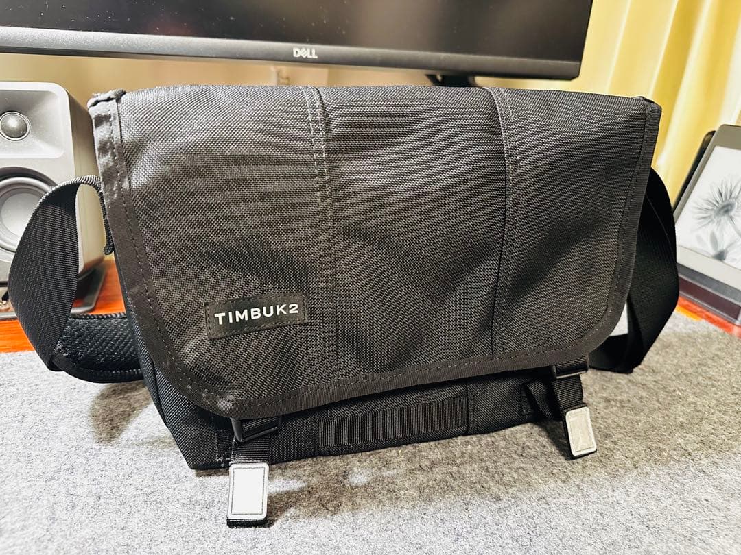 TIMBUK2 メッセンジャーバッグ ブラック XS Amazon.co.jp: Timbuk2 クラシック メッセンジャーバッグ エコブラック