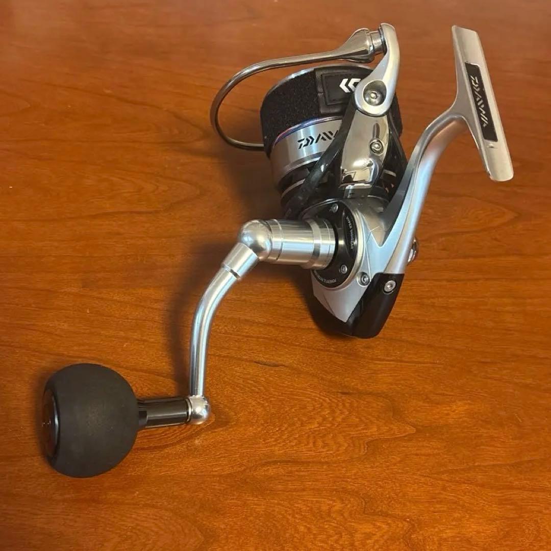 Daiwa スピニングリール 12キャタリナ　5000 （袋あり） ダイワ(DAIWA) 12キャタリナ(CATALINA) 5000 ニュー キャタリナ リール