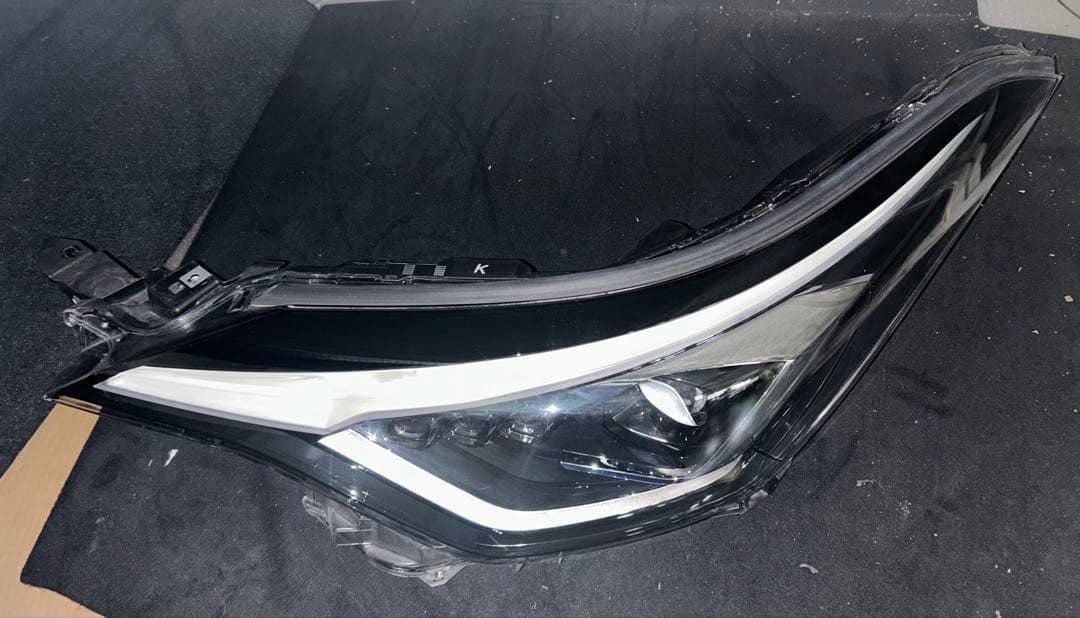 ！！美品！！　CH-R 後期ヘッドライト　助手席側 2026年最新】Yahoo!オークション -トヨタ chr ヘッドライトの中古品