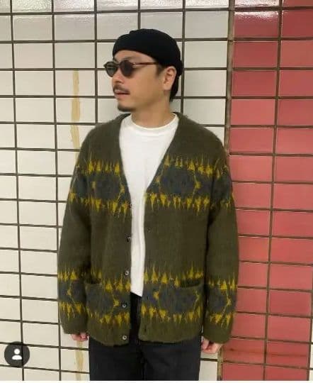 トップス 22AW Supreme Abstract Stripe Cardigan Supreme Abstract Stripe Cardigan (FW22) - $198