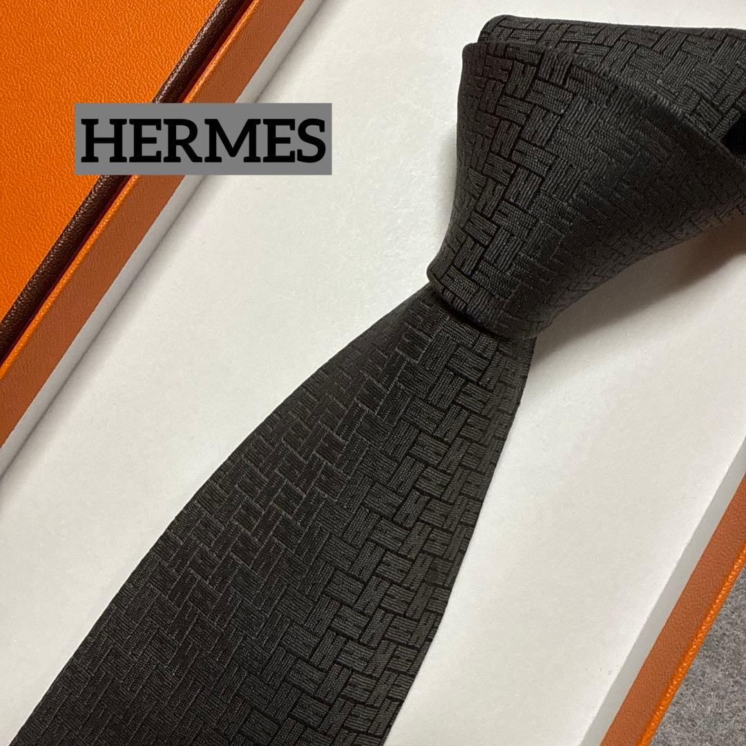 エルメス　ネクタイ　グレー　H柄H織ファソネ 楽天市場】【新品】 エルメス HERMES ネクタイ H織りタイ 《ファソネ H