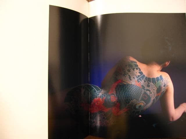 女・刺青美 JAPANESE TATTOO LADIES　函付