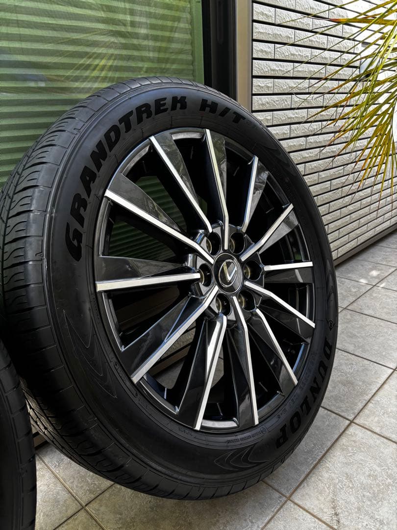 新車外し美品) レクサスGX550 バージョンL 純正22AW4本タイヤセット