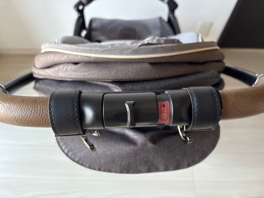 Aprica ラクーナクッションAD トイザらス限定モデル