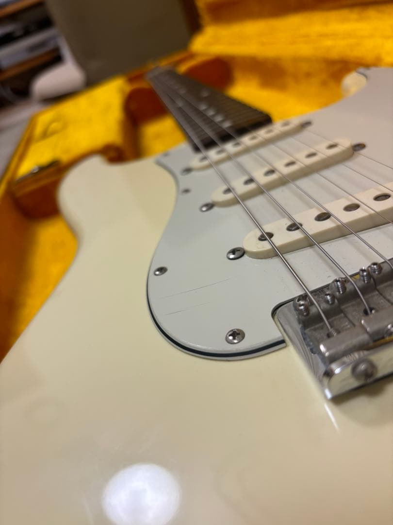 Fender customshop ストラトキャスター 95年製バーズアイネック - メルカリ