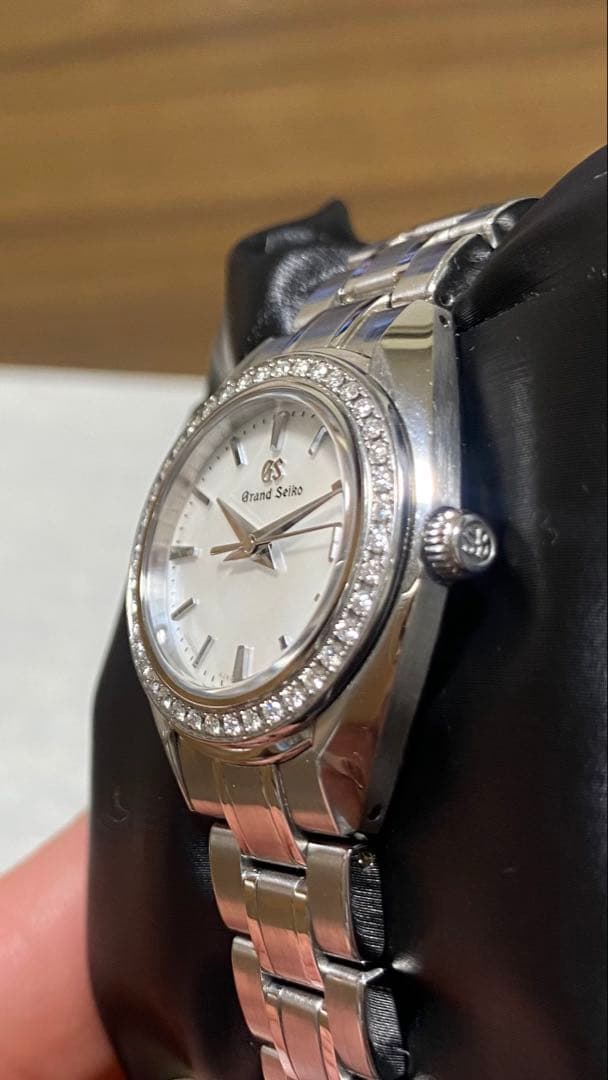 極美品】Grand Seiko STGF279 白蝶貝 ダイヤ レディース - メルカリ