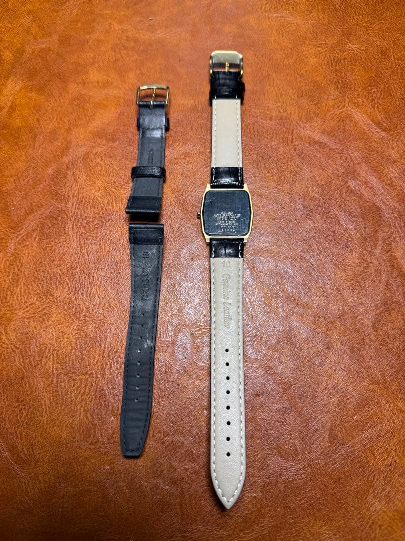 A19 希少 稼動品 SEIKO DOLCE レクタンギュラー80年代 - メルカリ