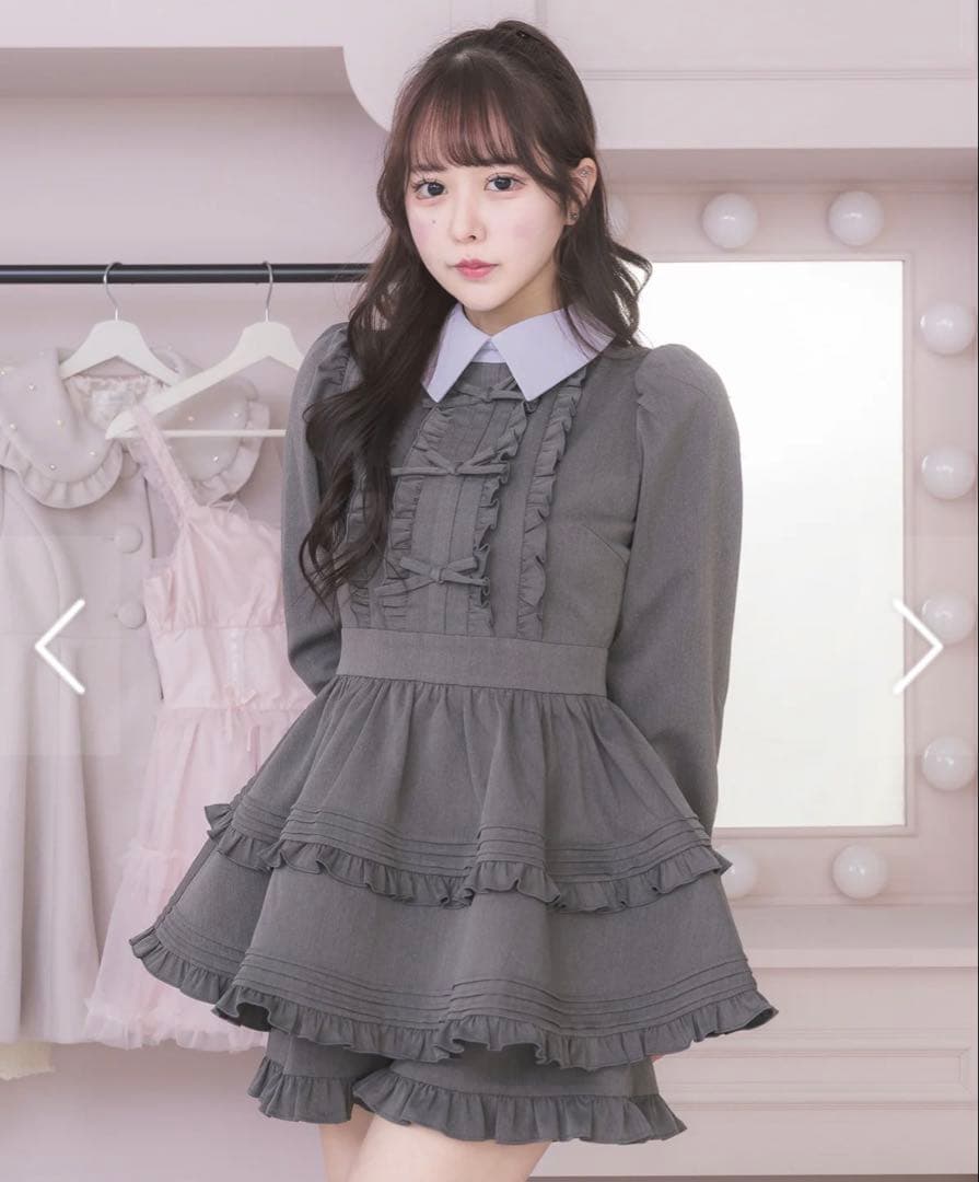 限定値下げ pium フリルリボン襟付きセットアップ チャコール - メルカリ