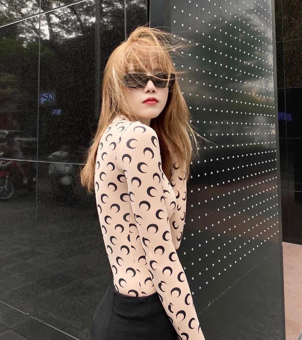 S♡ Elesa's Sparkle (Full Art) 147/159 Crown Zenith Holo for sale