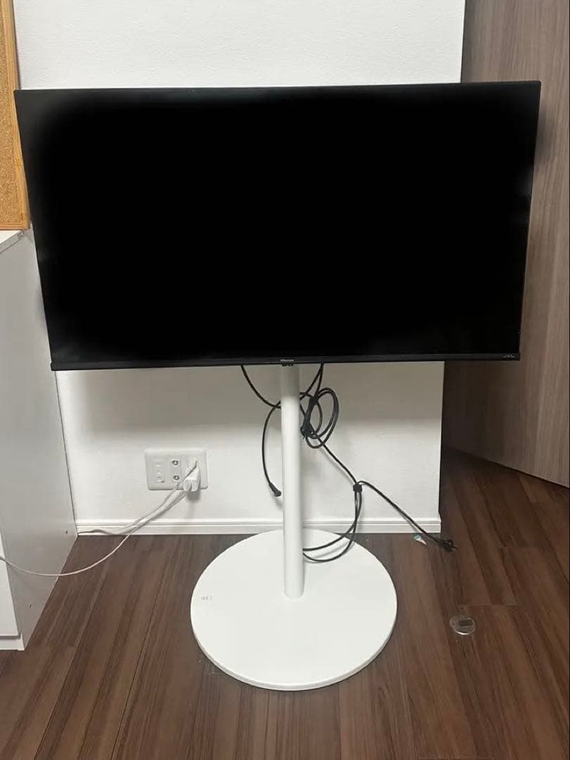 美品　Equals Wall A2 キャスターベース テレビスタンド ロータイプ Amazon.co.jp: WALL 【デザイン賞4冠】 A2 CASTER BASE テレビスタンド