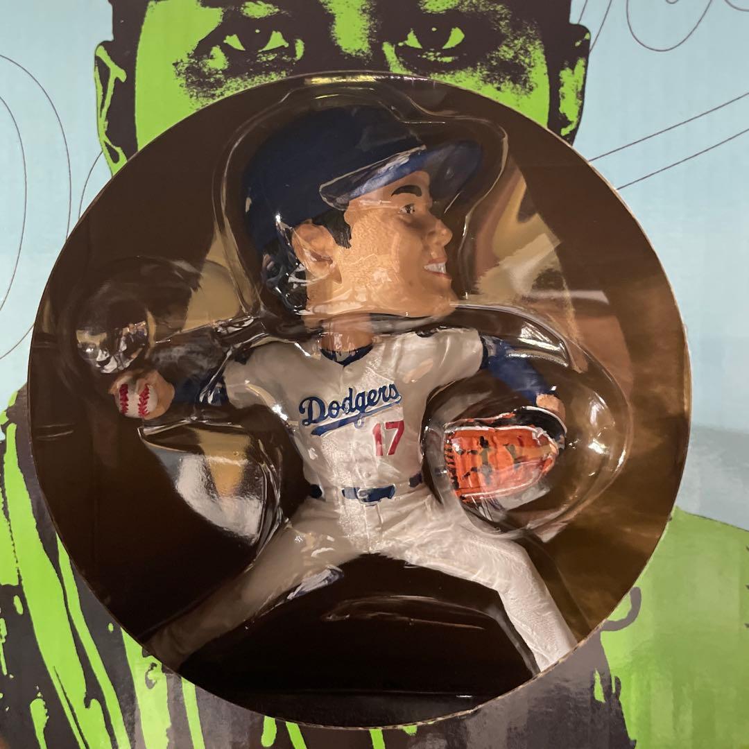 大谷翔平　ボブルヘッド　50-50 Amazon.co.jp: 大谷翔平 50/50記念 バブルヘッド フィギュア, 50盗塁