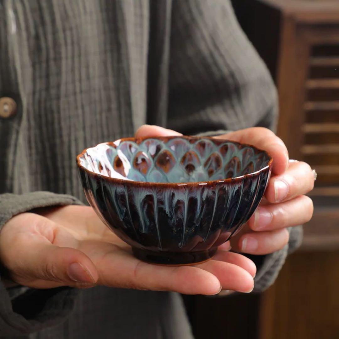 波状模様の黒青陶器茶碗 No.024 ご飯茶碗 藍波模様 | 仙台・宮城蔵王の陶芸教室 万風窯