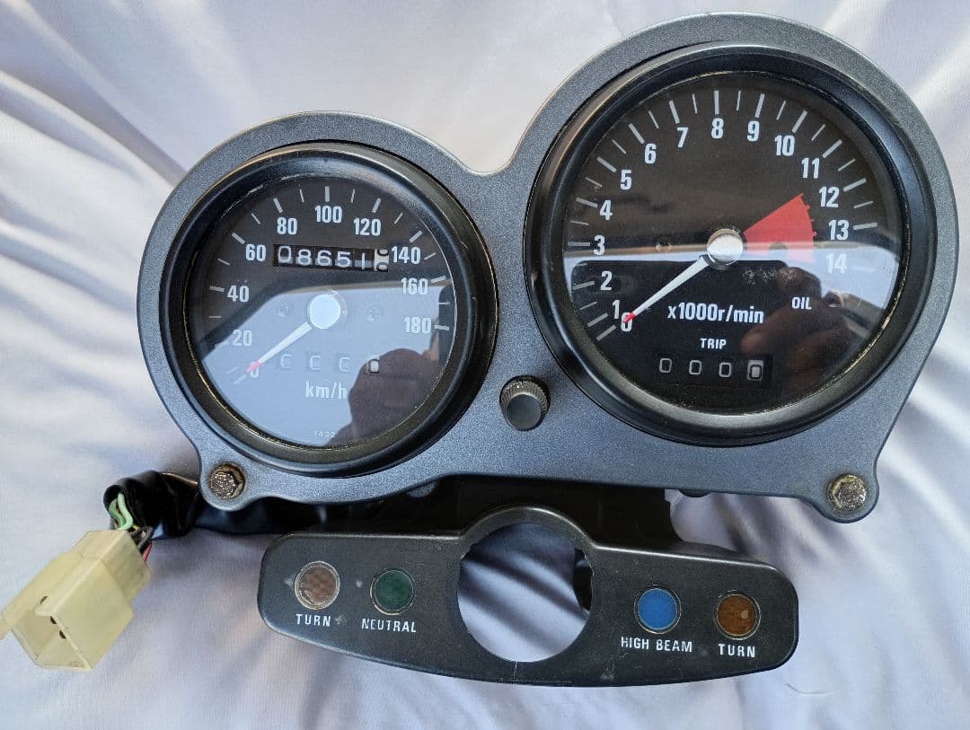 ゼファー400/初期型・メーター Yahoo!オークション - ゼファー400 初期型 純正 親子メーター メーター