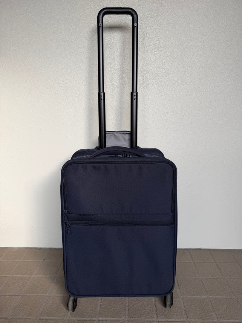 無印良品 半分の厚みで収納できる ソフトキャリーケース 36L S 機内持