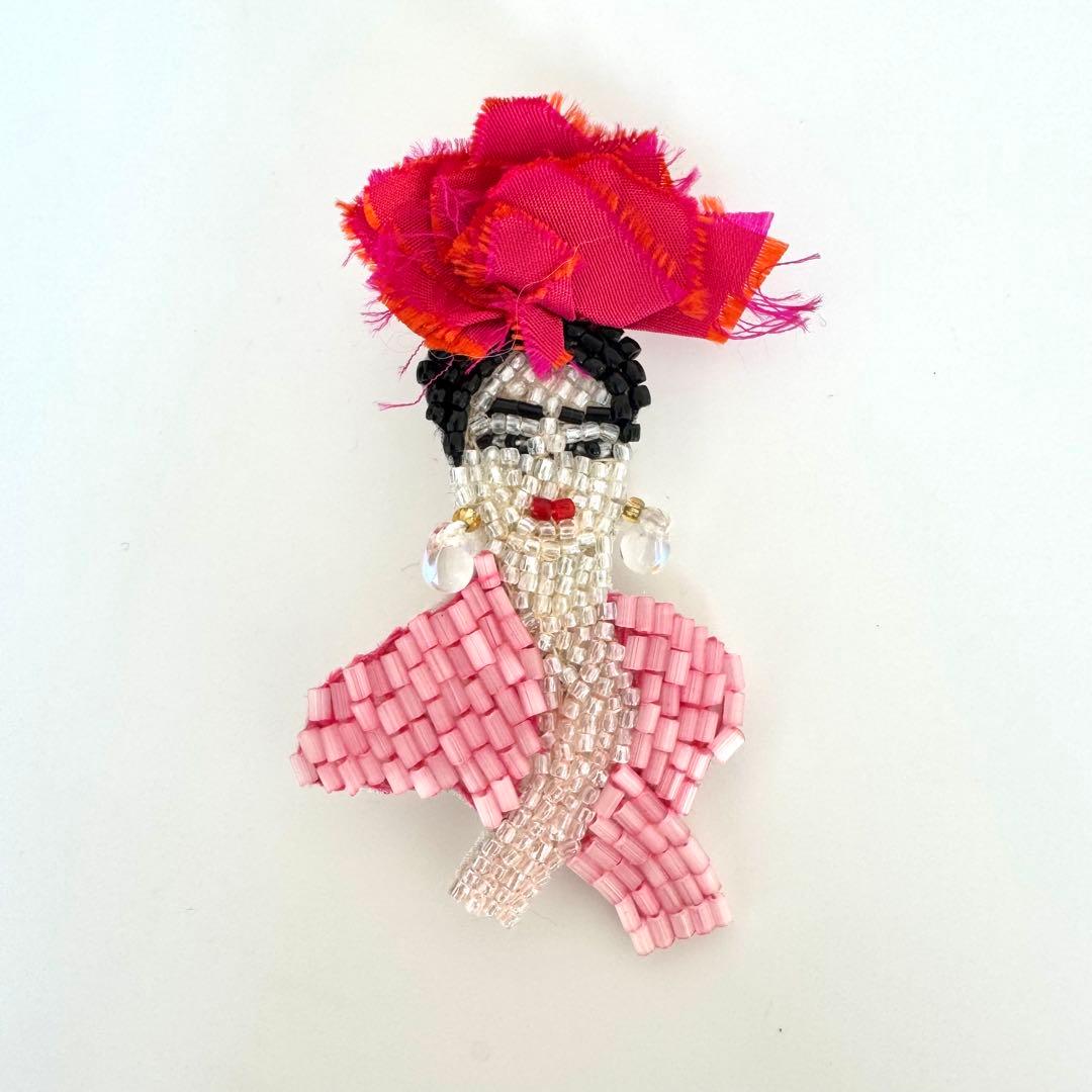 MARIANNE BATLLE マリアンヌバトル フリーダカーロ ブローチ - メルカリ