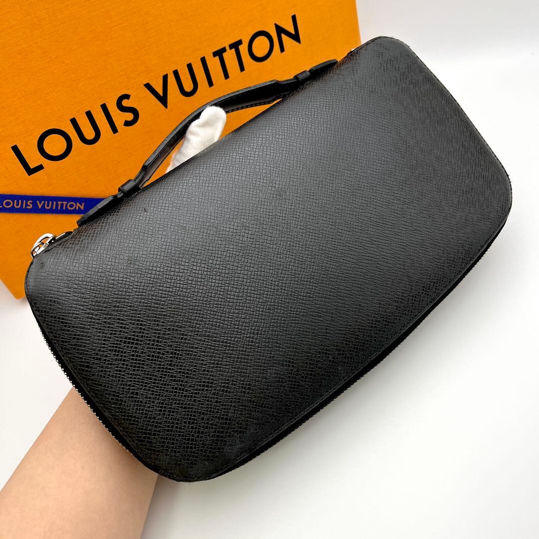 ルイヴィトン タイガ ジッピー オーガナイザー アトール アルドワーズ