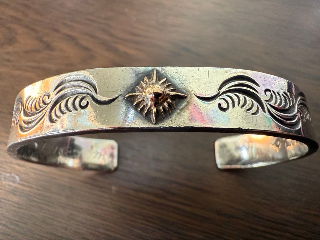 ARIZONA FREEDOM K18 太陽神 唐草 バングル 中古・古着通販】ARIZONA FREEDOM (アリゾナ フリーダム) 太陽神唐草