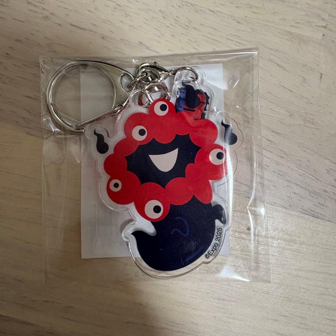 おばけミャクミャク アクリルキーホルダー 初耳怪談 - メルカリ