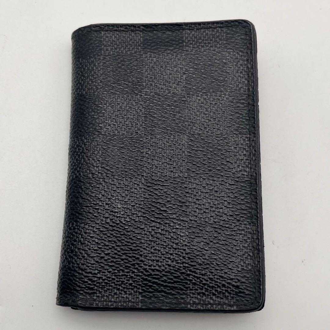 ルイヴィトン ダミエグラフィット オーガナイザードゥポッシュ カード