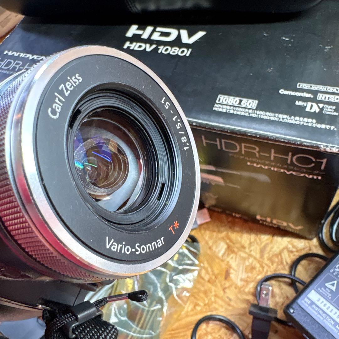 SONY ビデオカメラHDR-HC1 2005年グッドデザイン賞 おまけ多数 - メルカリ