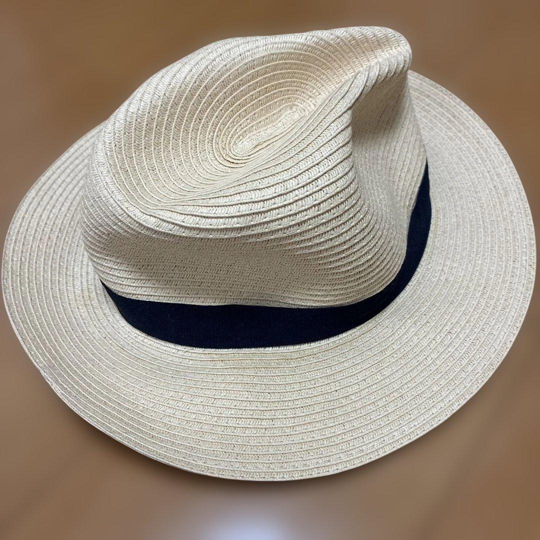 ベージュ ストロー 中折れハット ネイビーリボン付き - メルカリ