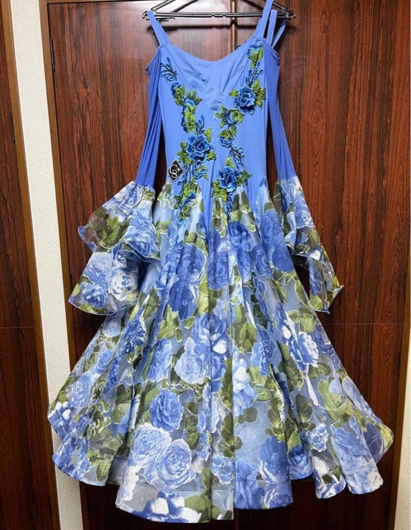 年末年始セール中⭐︎ CS 花柄 ダンスドレス 青色