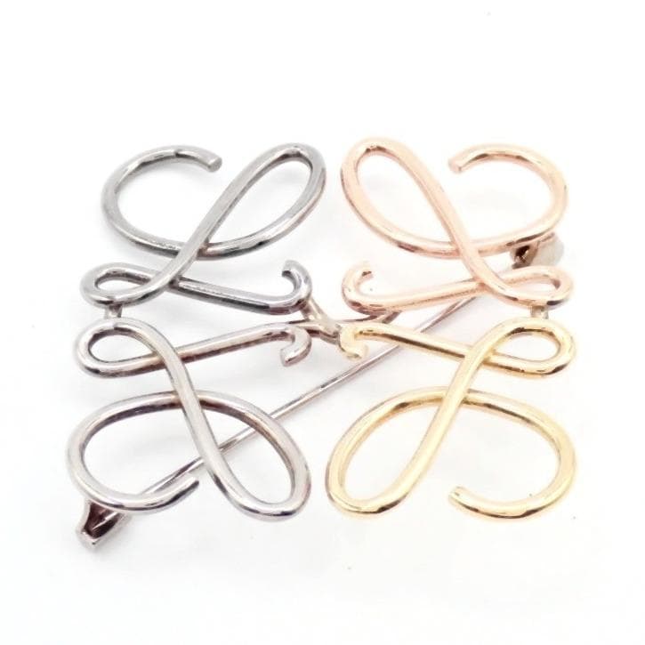 LOEWE ロエベ ブローチ マルチカラー アナグラム ピン - メルカリ