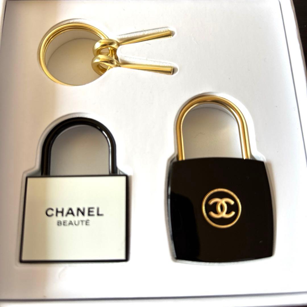 シャネルノベルティLa Collection コ キーリング新品カデナ - メルカリ